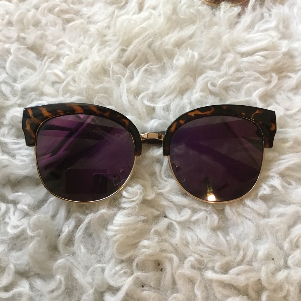 New Gold and black sunglasses
